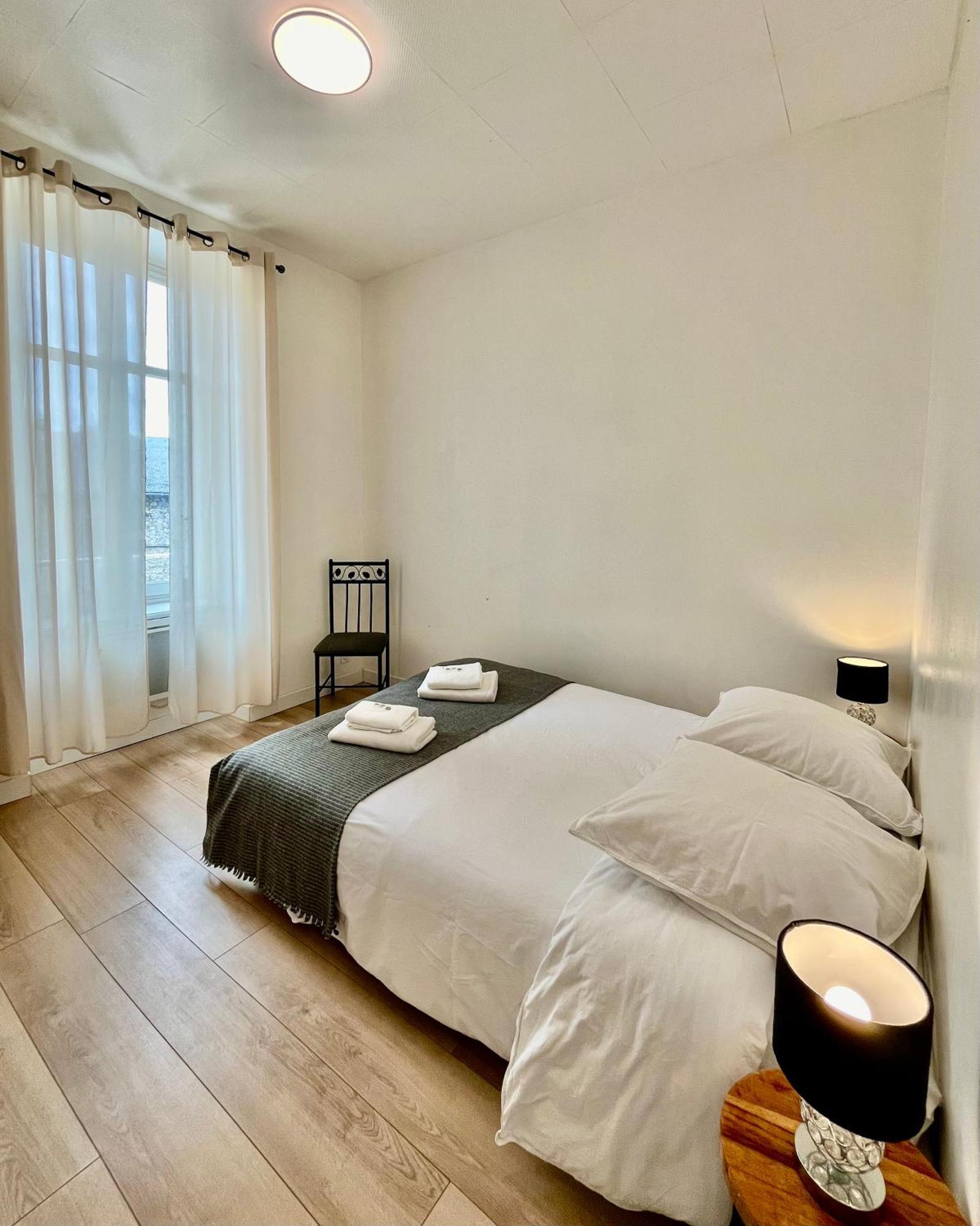 Appartement T2 Place Carnot -Dabnb Лимож Екстериор снимка