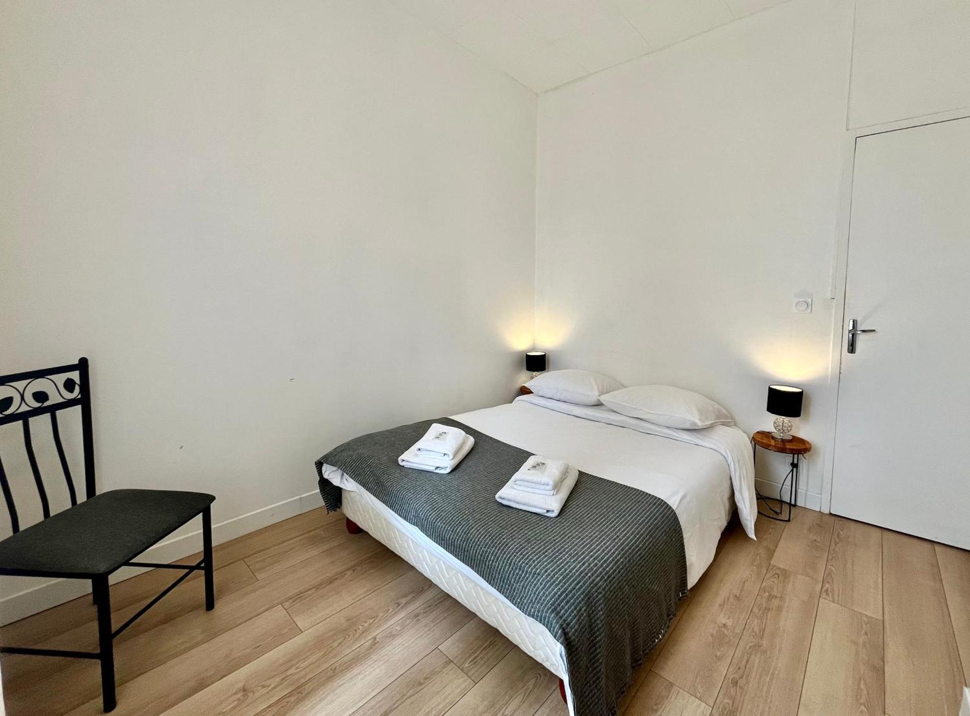 Appartement T2 Place Carnot -Dabnb Лимож Екстериор снимка