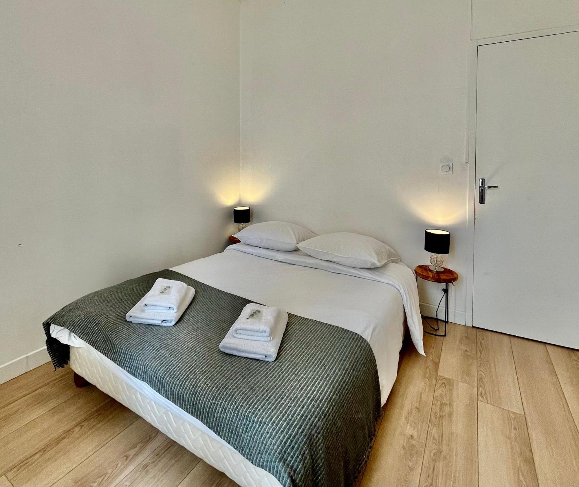 Appartement T2 Place Carnot -Dabnb Лимож Екстериор снимка