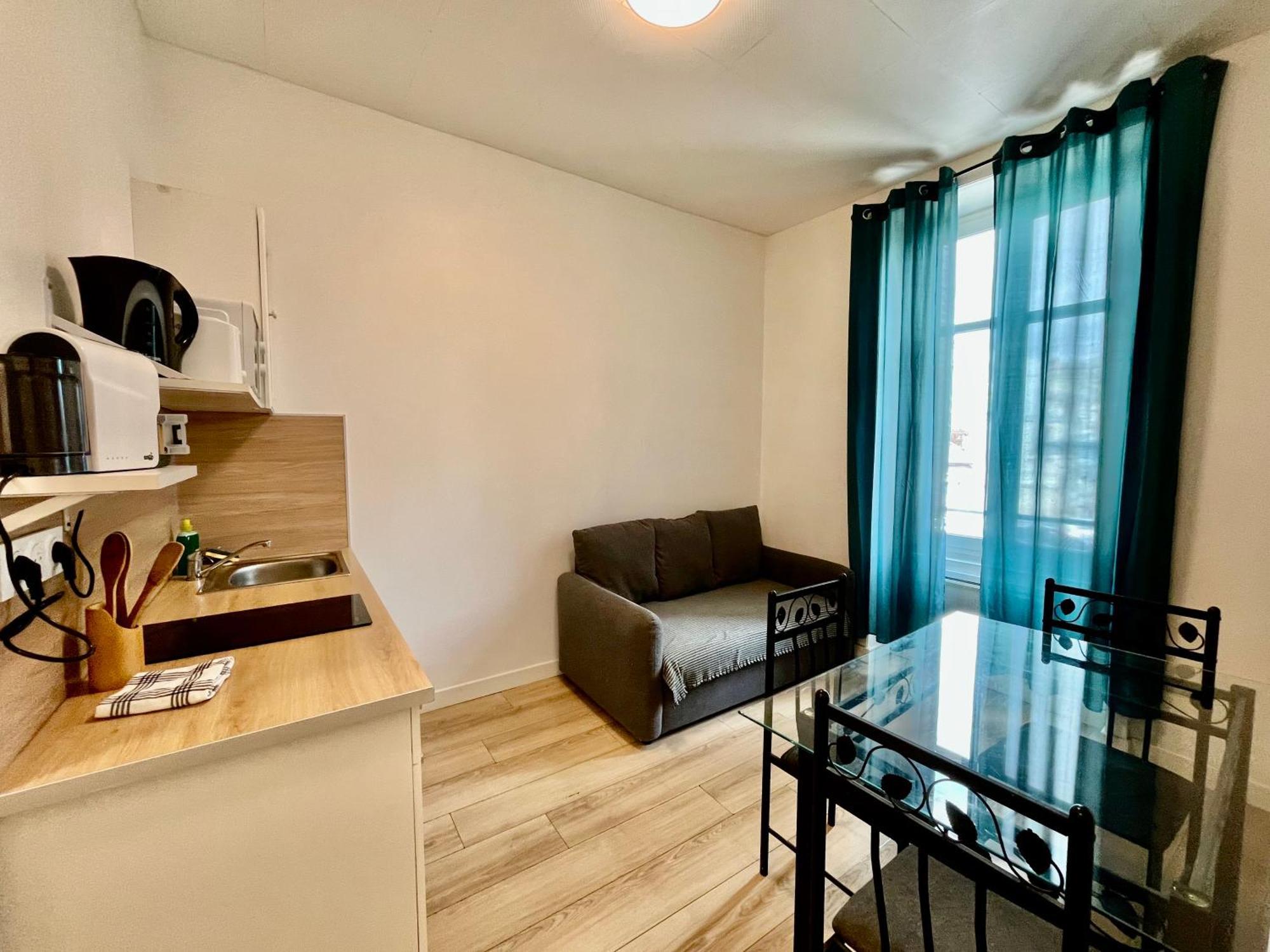 Appartement T2 Place Carnot -Dabnb Лимож Екстериор снимка